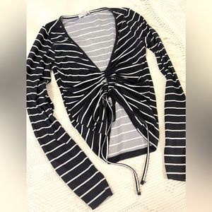 Cropped Long Sleeve